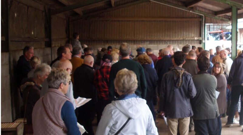 Buyers at the Beekeeping Auction